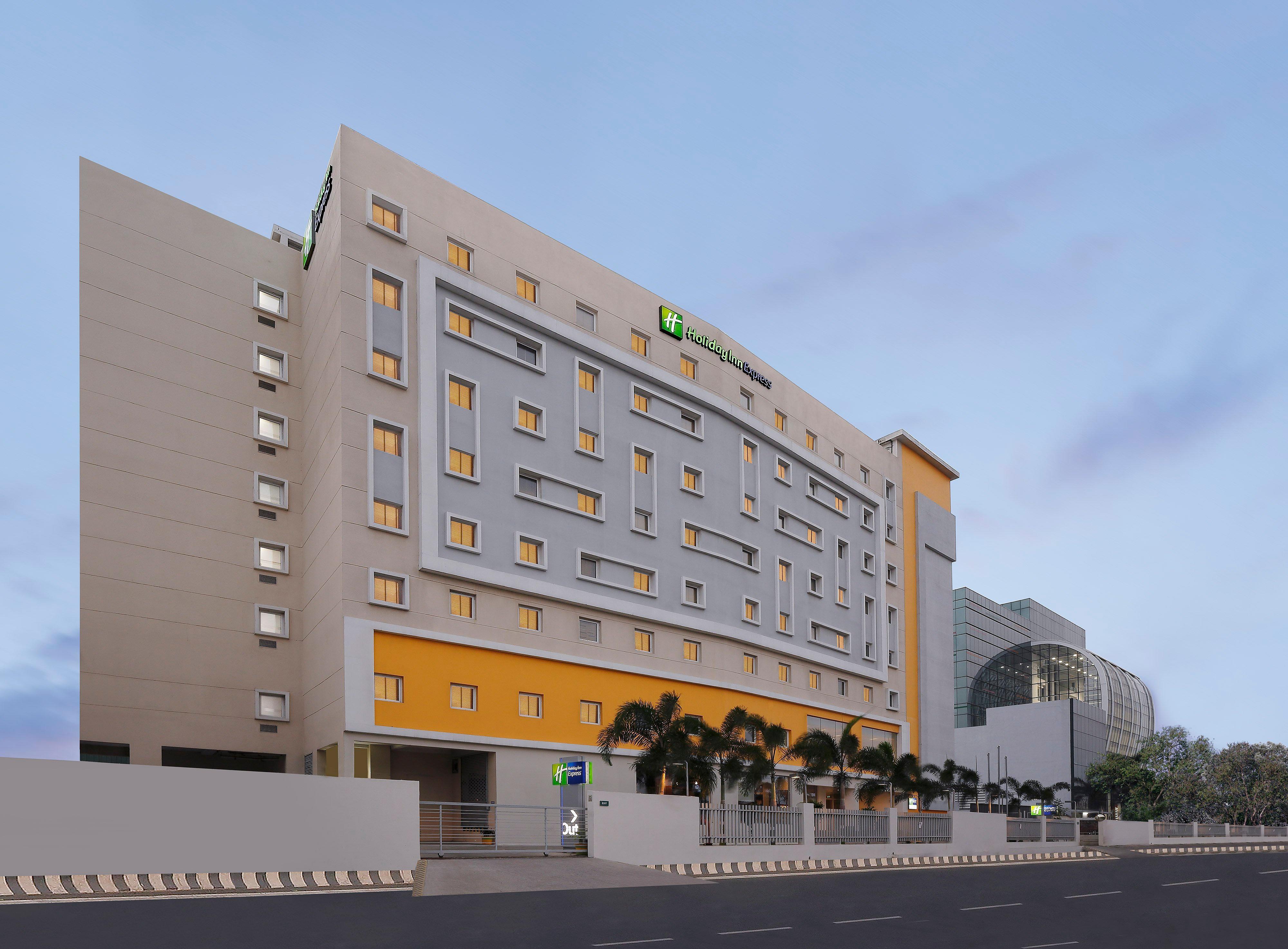 Holiday Inn Express Chennai Omr Thoraipakkam, An Ihg Hotel Exterior foto