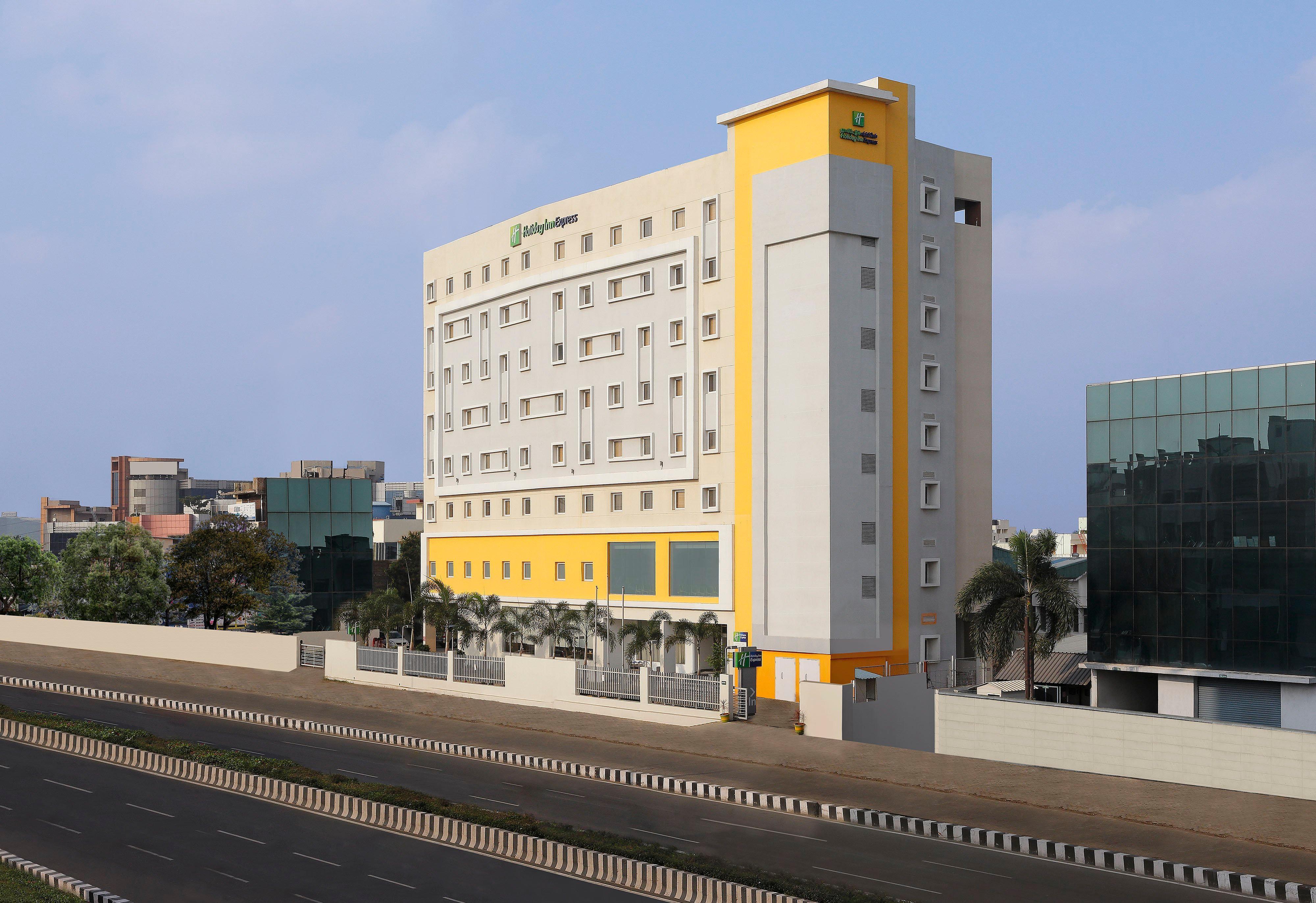 Holiday Inn Express Chennai Omr Thoraipakkam, An Ihg Hotel Exterior foto